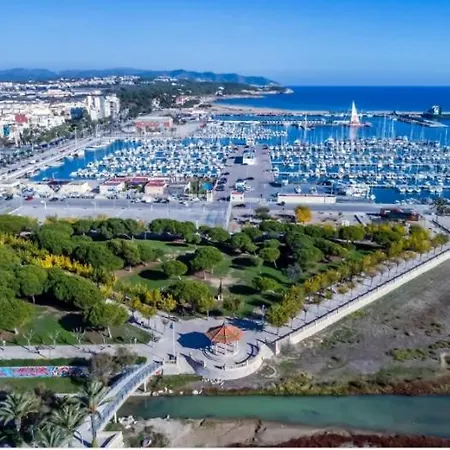 Sunset Bay Vilanova Apartment *